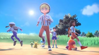 Pokemon Scarlet and Violet Header image where we see players running through the land of pokemon 