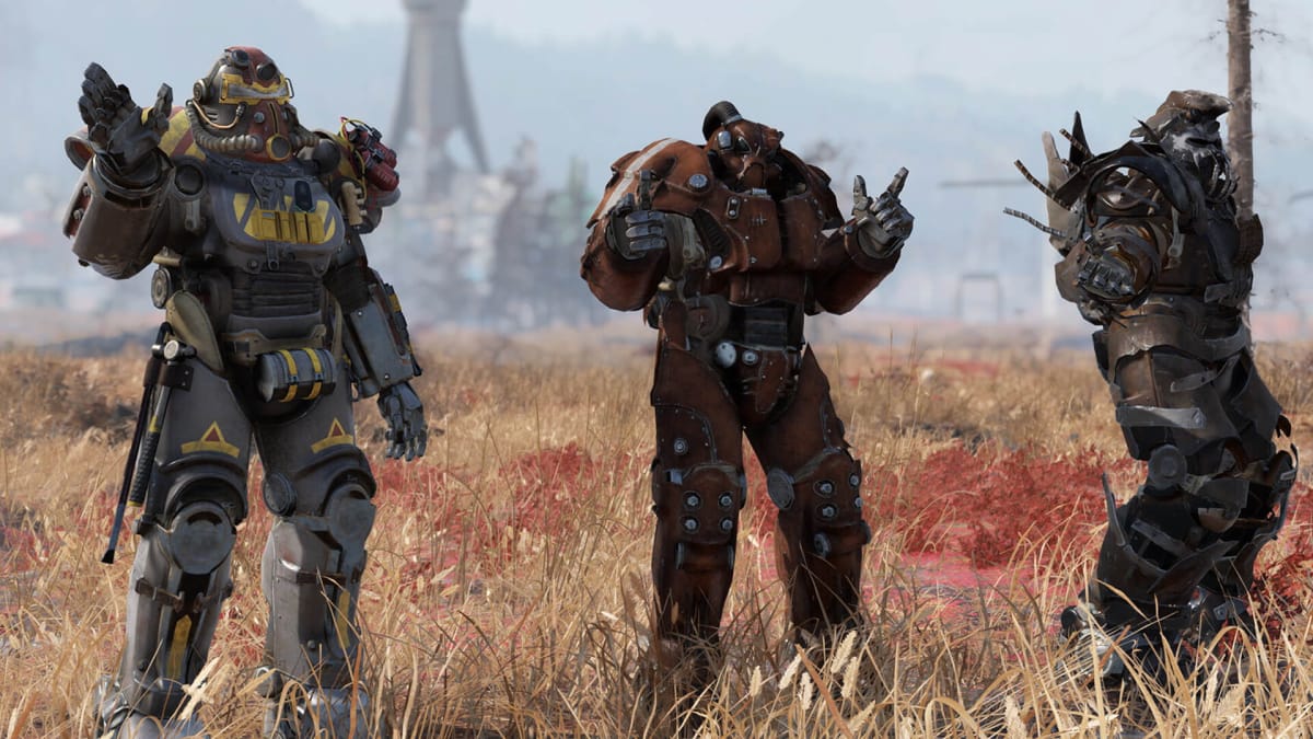 Three players waving in Fallout 76