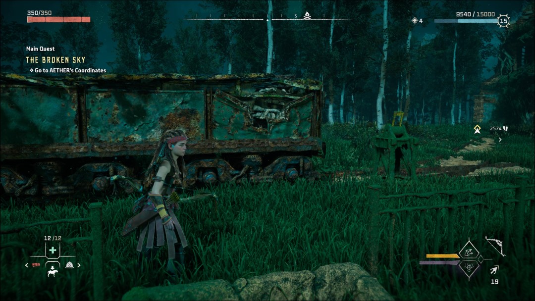 Aloy next to an abandoned train car