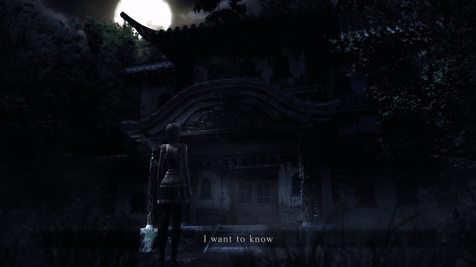 An in-engine cutscene of Fatal Frame: Mask of The Lunar Eclipse, showcasing one of the characters standing in front of an abandoned mansion, with a full moon above.