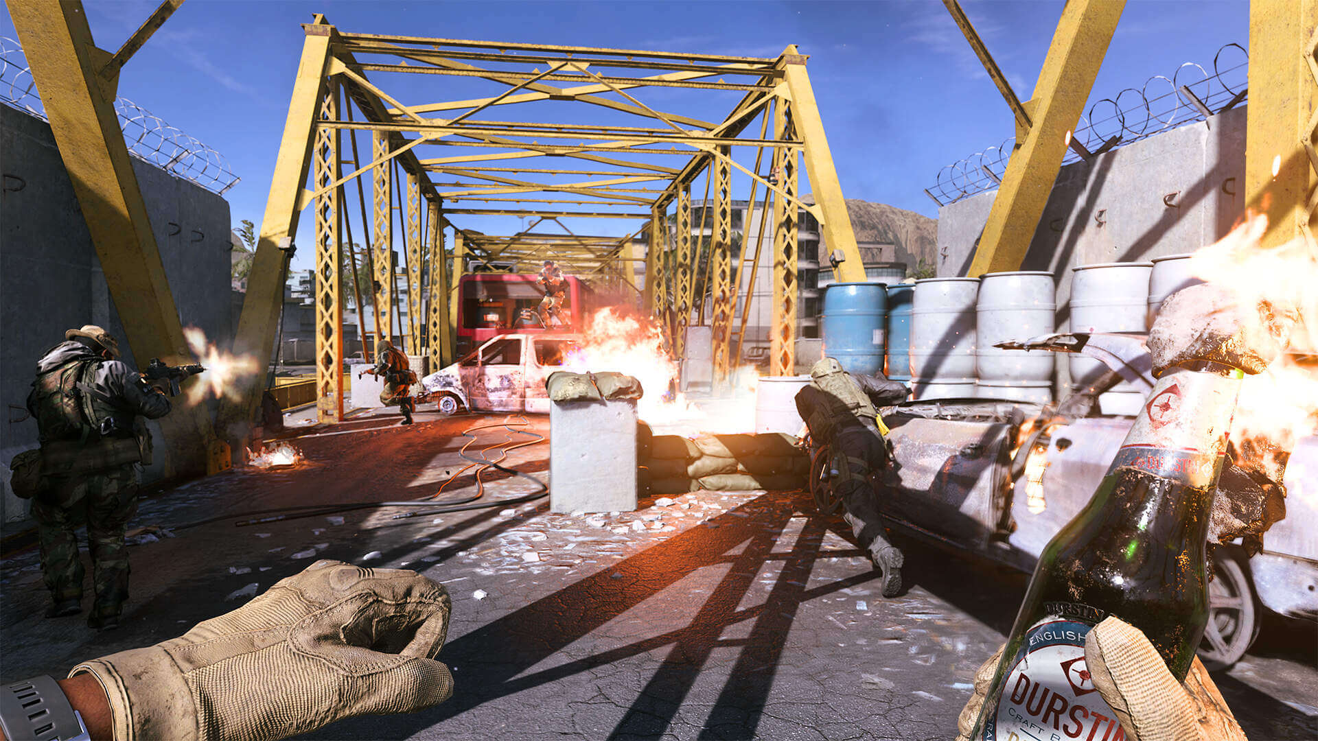 Gameplay screenshot of Modern Warfare (2019), showcasing the player preparing to throw a lit molotov cocktail.