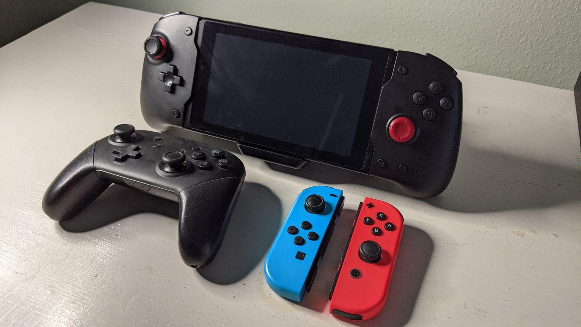 OIVO Switch Handheld Grip Controller Controller Comparisons