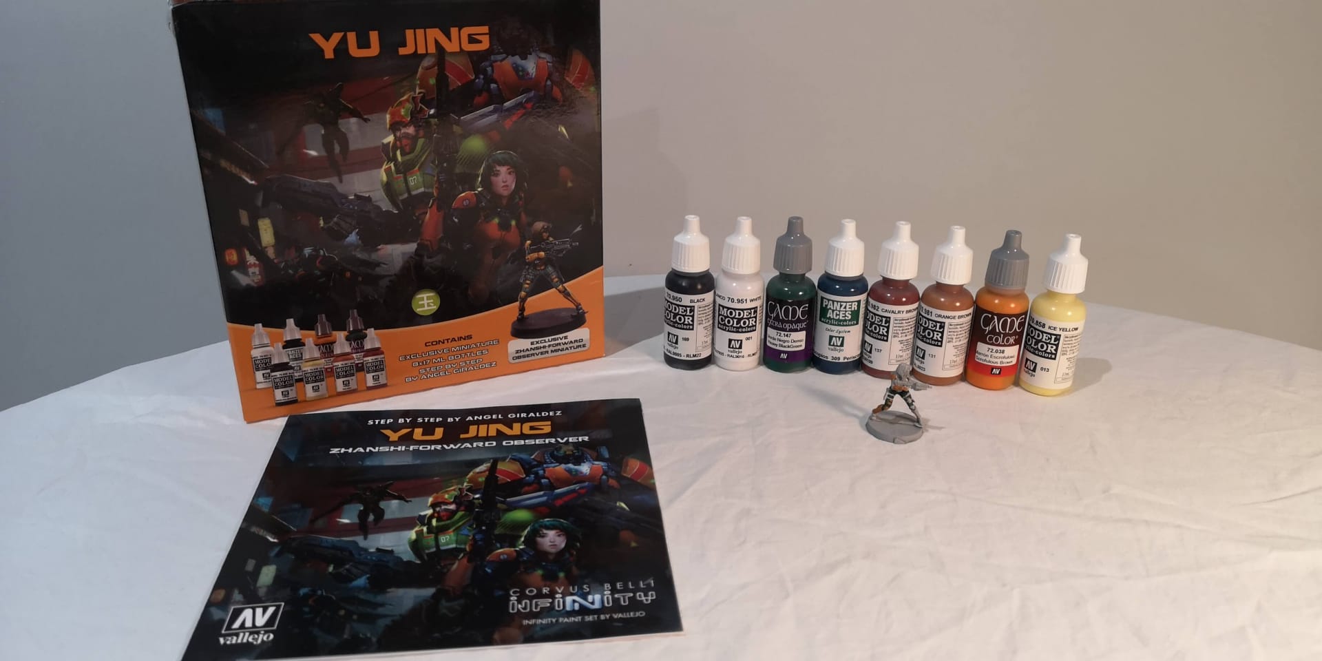 Acrylicos Vallejo Infinity Paint Sets Yu Jing.