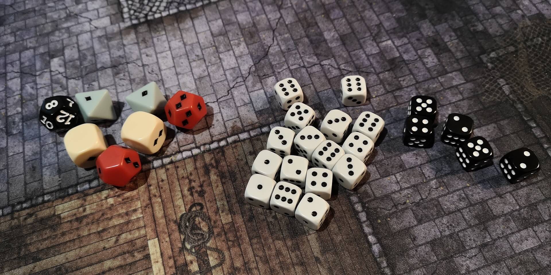 Warhammer Quest Cursed City Dice.