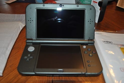 The New 3DS fully unpackaged