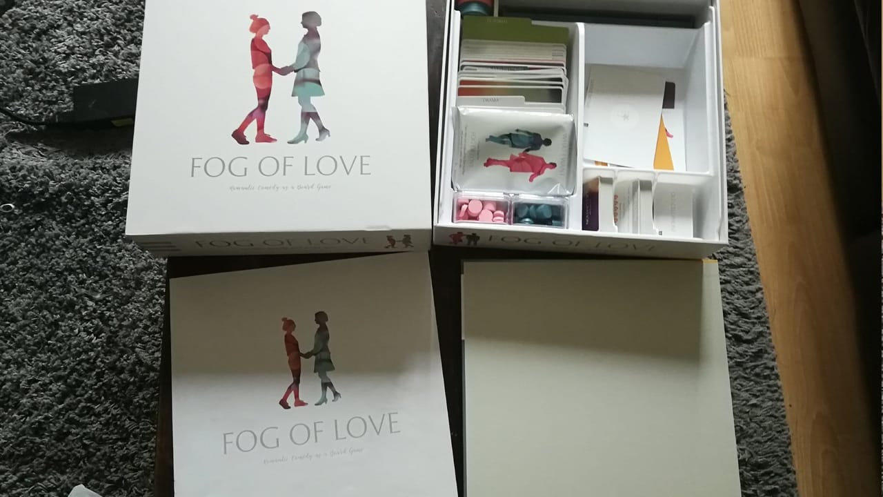 Fog of Love Review Jogo de Tabuleiro Rom-Com para 2 Jogadores