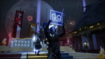 A Warlock on a podium of the Guardian Games wearing a silver crown