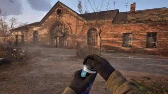 The player drinking a Non Stop-branded energy drink in Stalker 2