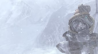 An in-game screenshot of Call of Duty: Modern Warfare 2 (2009), showcasing side character Soap MacTavish on the side of a cliff in the middle of a blizzard.