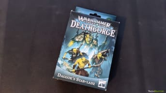 The box for Warhammer Underworlds Deathgorge Daggok's Stab-Ladz Warband against a black background