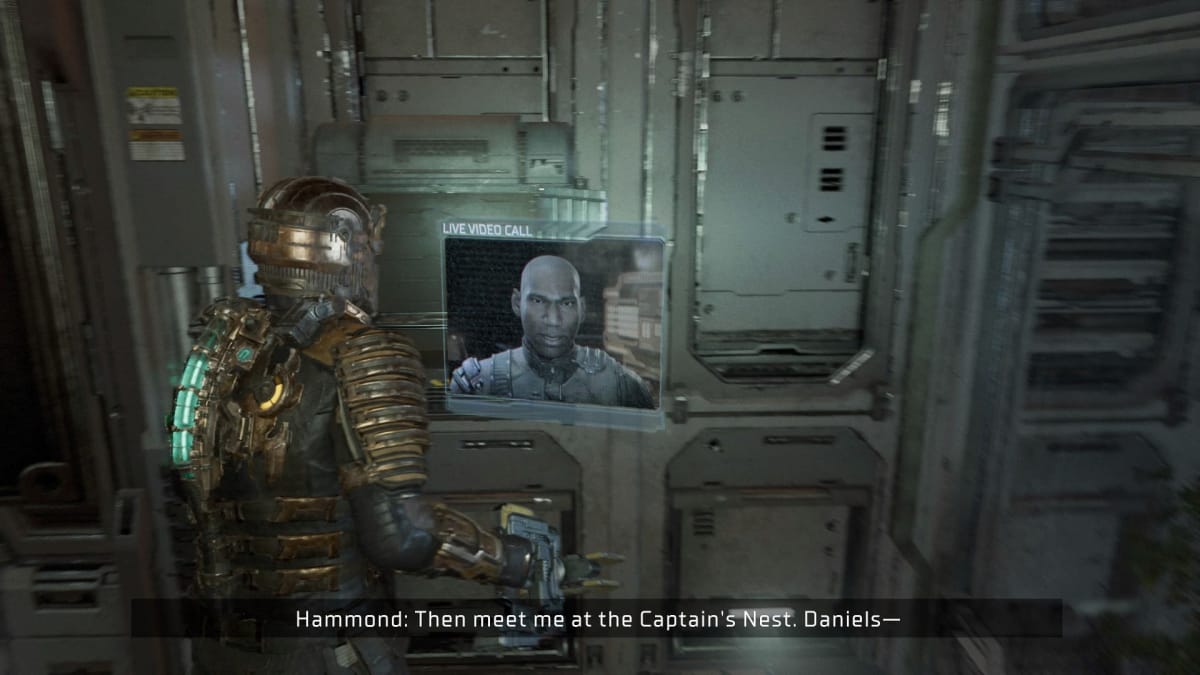 Isaac Clarke having a conversation with Hammond in Dead Space