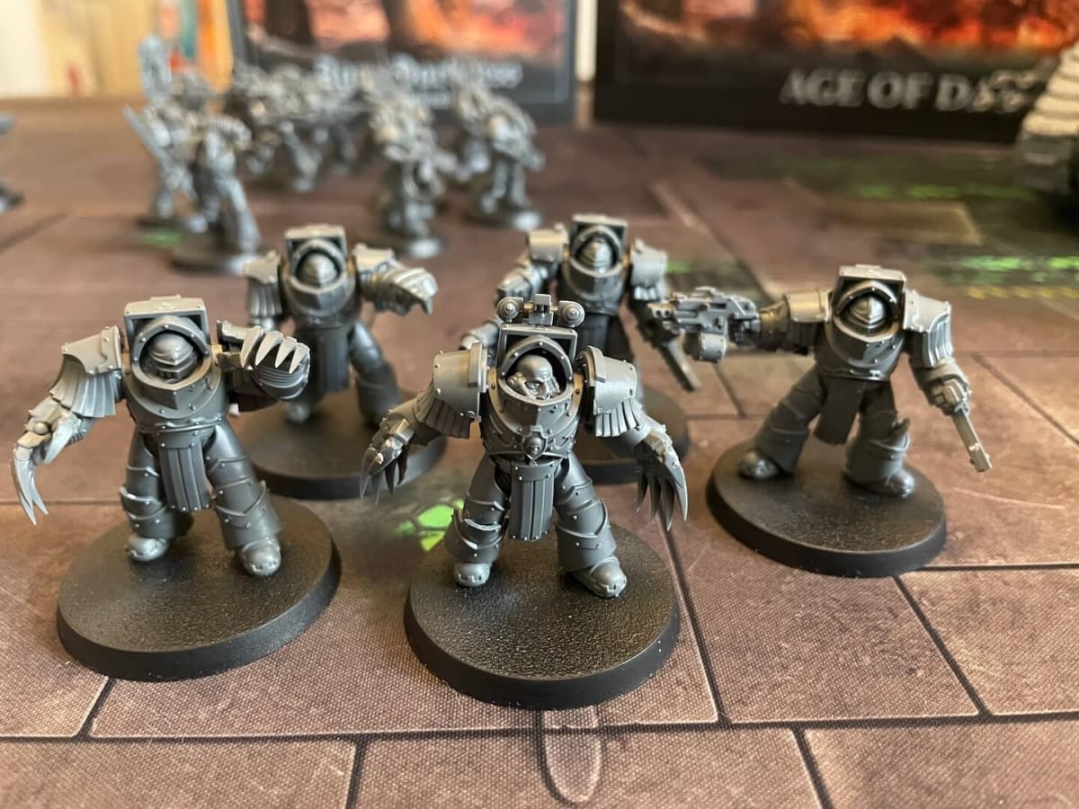 The sturdy Cataphractii Terminator Squad can shrug off hits with their powerful armor in Warhammer The Horus Heresy