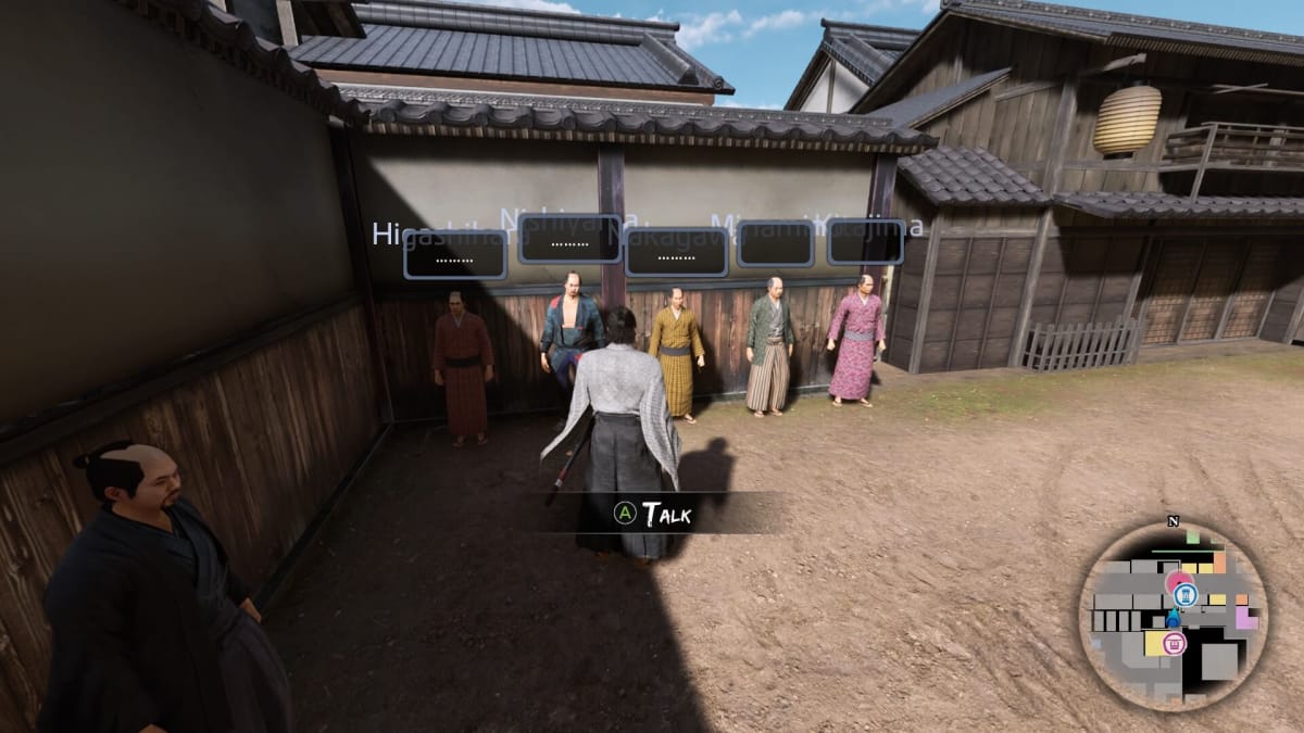 Like a Dragon: Ishin! screenshot showing Ryouma looking at 5 men lined up against a wall.