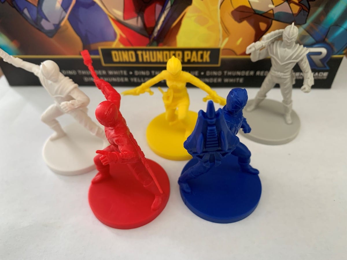 The miniatures from the Power Rangers Dino Thunder Character Pack