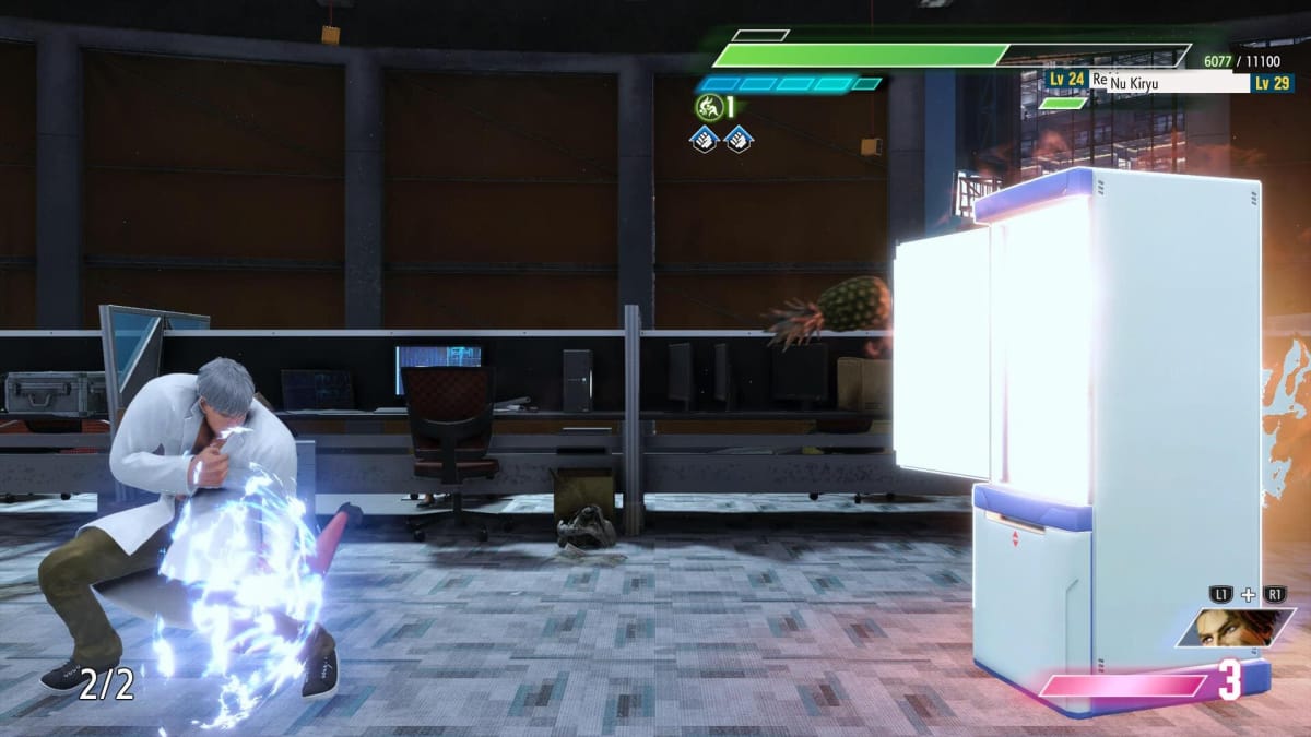 The protagonist fighting a sentient refrigerator in Street Fighter 6 World Tour mode.