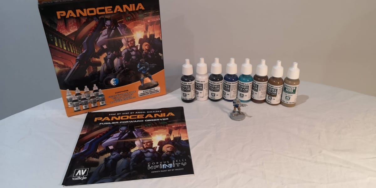 Acrylicos Vallejo Infinity Paint Sets Panoceania.