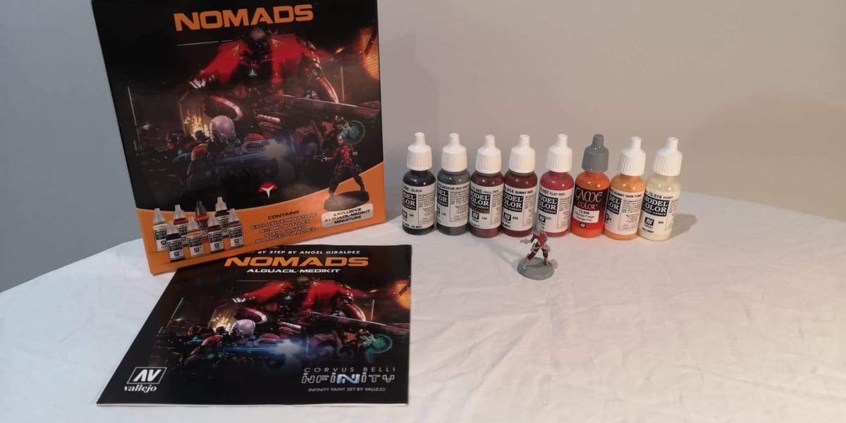 Acrylicos Vallejo Infinity Paint Sets Nomads.