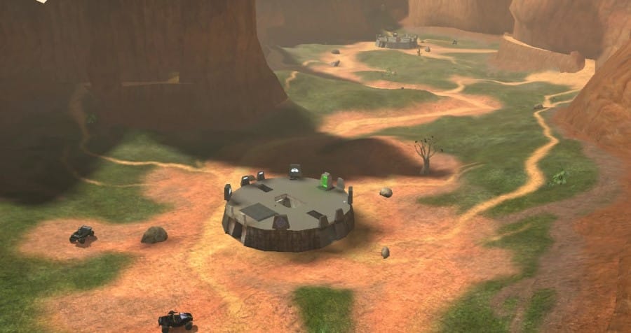 A screenshot of the Halo multiplayer map, Blood Gulch