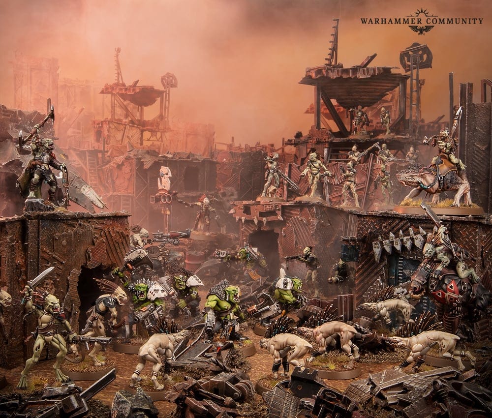 An image of the Kroot surrounding Orks
