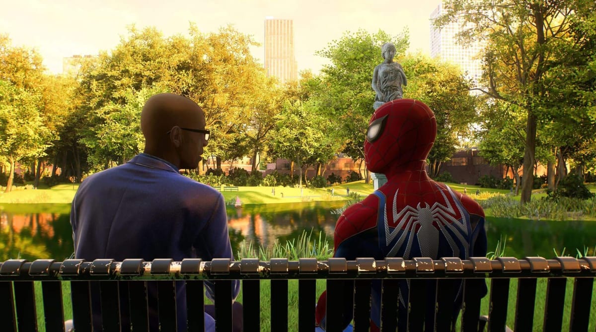 Spider-Man & Grandpa Earl sitting on a bench in a Spider-Man 2 side mission