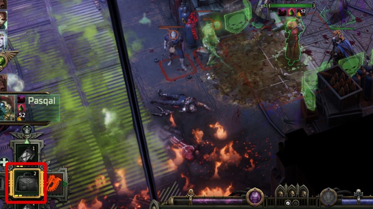 Warhammer 40,000 Rogue Trader Screenshot showing a highlighted healing item in the UI that can be used during combat to heal your character