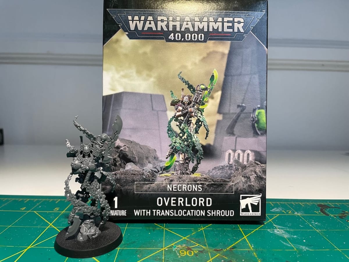 An image from our Warhammer 40K New Necrons preview featuring Overlord With Translocation Shroud
