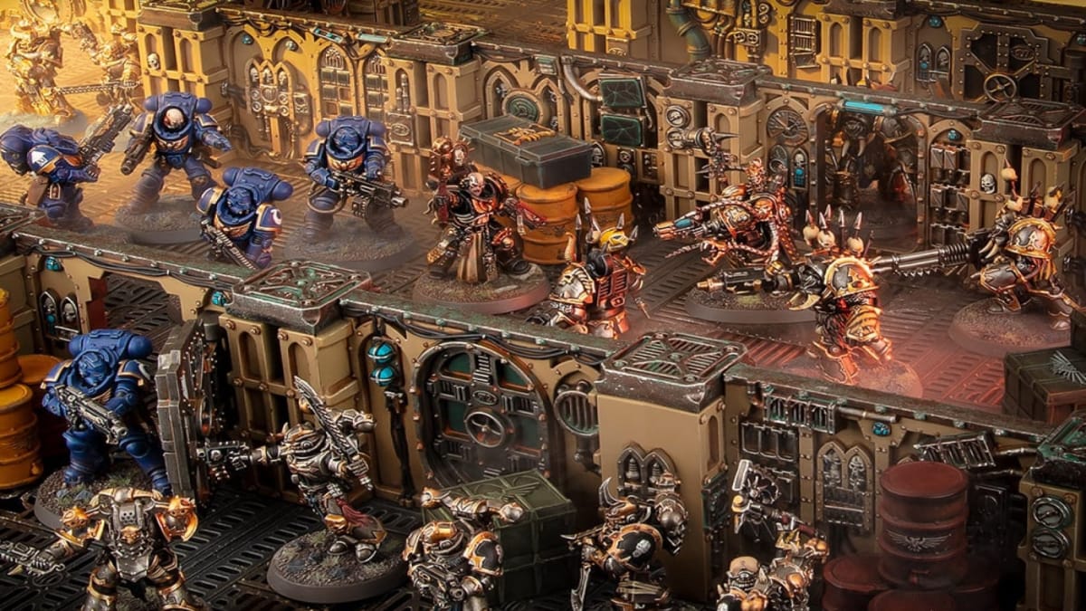 Screenshot of miniatures and terrain from the new Warhammer 40k Boarding Actions game mode