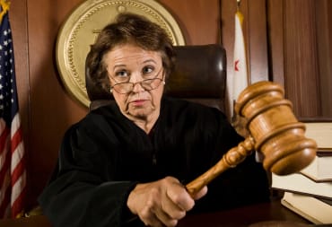 Court Judge Epic v Apple