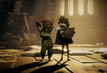 Lone and Alone from Little Nightmares III, standing in a naturally lit treehouse.