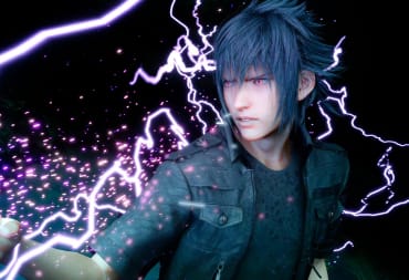 Noctis surrounded by purple lightning in Final Fantasy XV